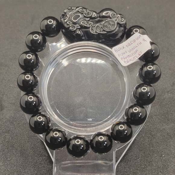 PIXIU BRACELET real stone new without tag